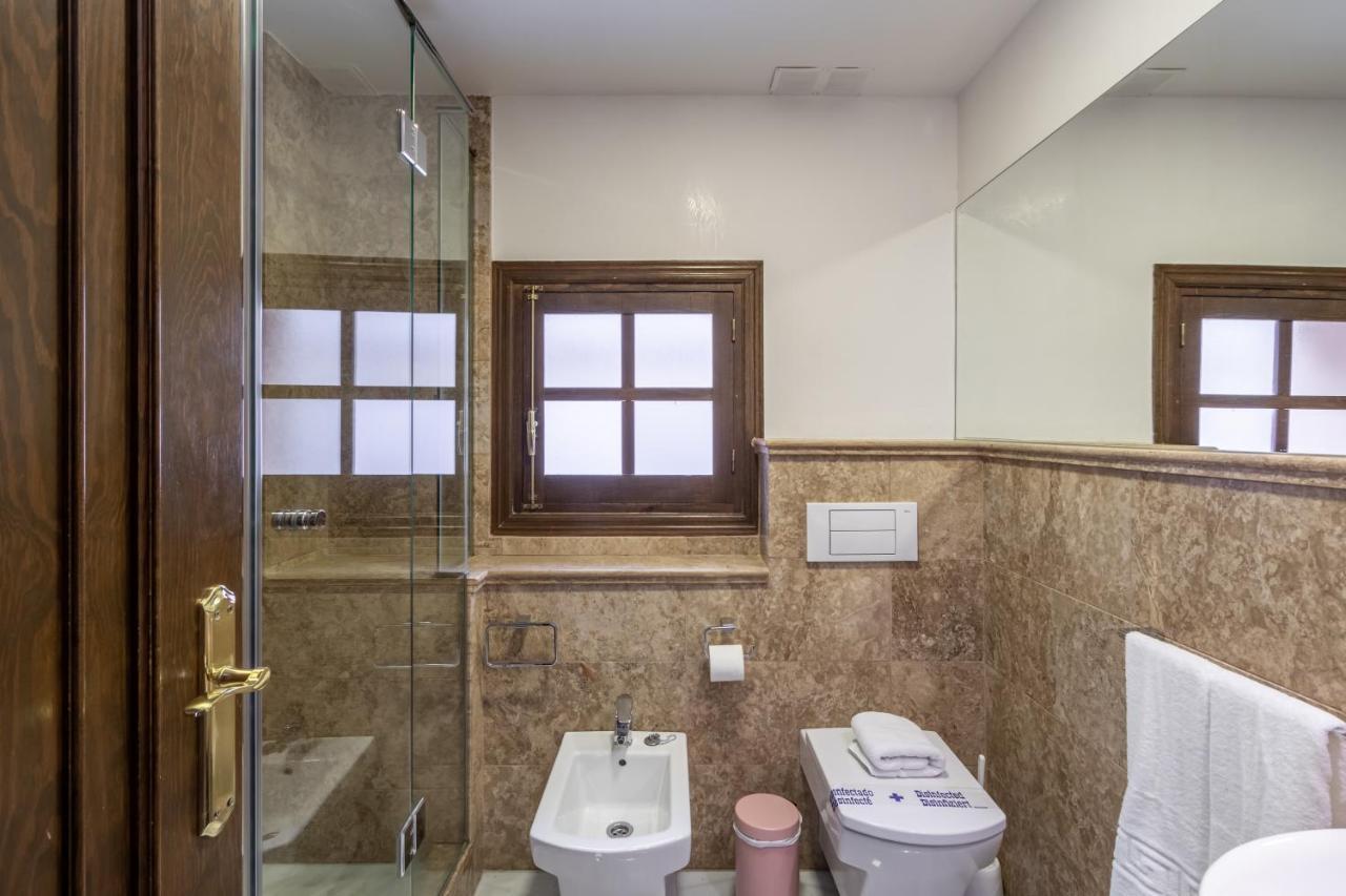Bns Dauro Suites غرناطة المظهر الخارجي الصورة