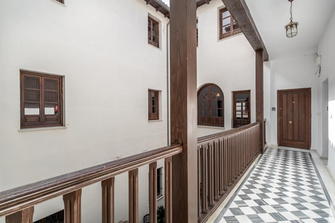 Bns Dauro Suites غرناطة المظهر الخارجي الصورة