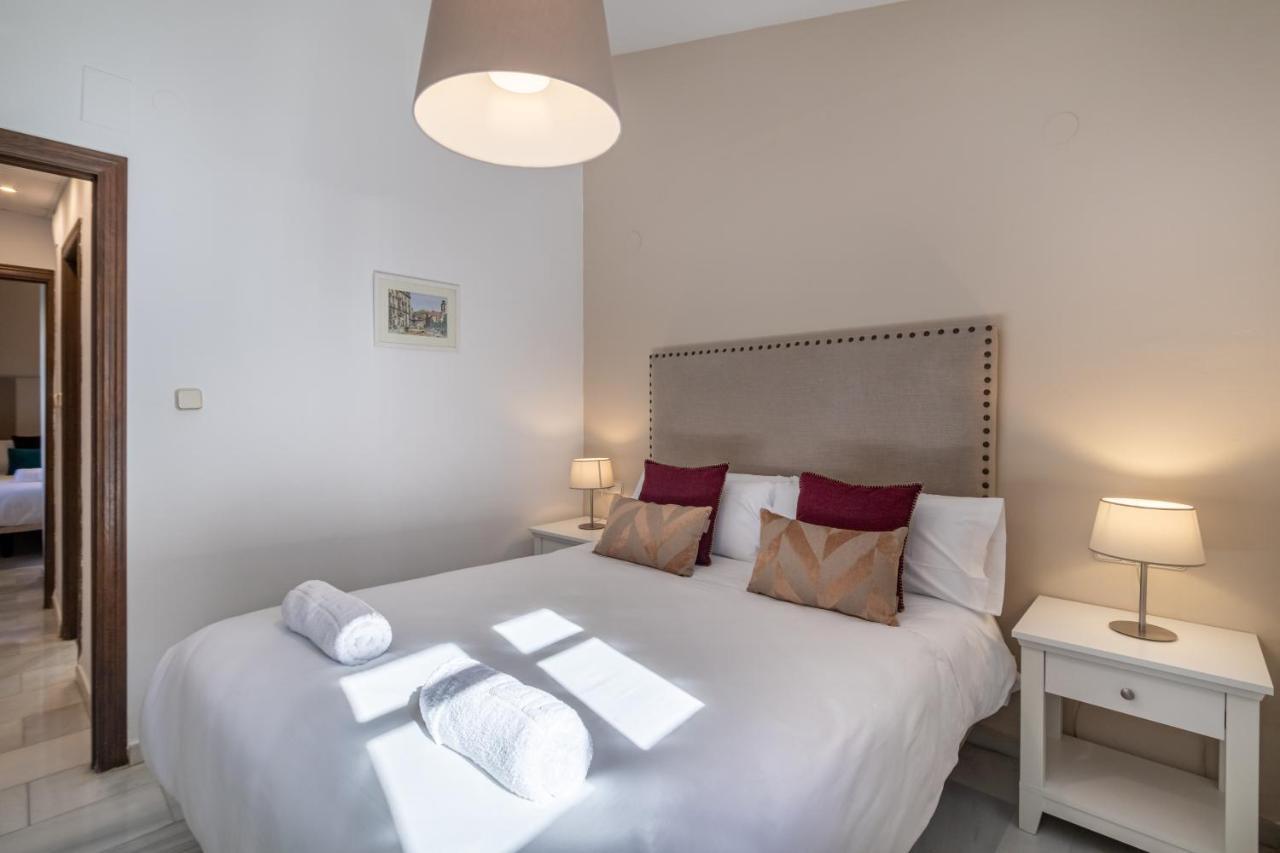 Bns Dauro Suites غرناطة المظهر الخارجي الصورة