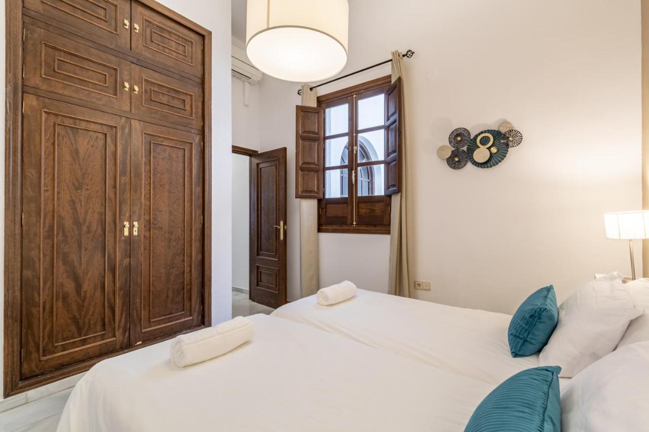 Bns Dauro Suites غرناطة المظهر الخارجي الصورة